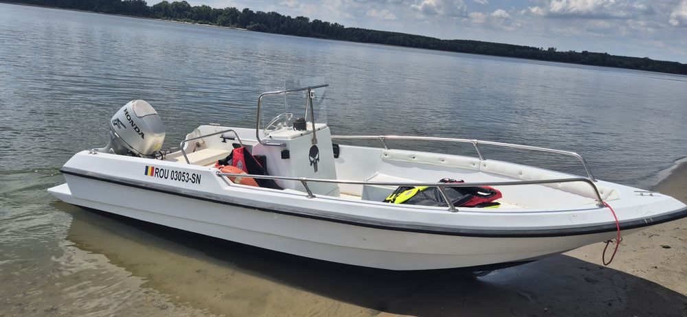 Barca Jaguar, motor Honda 40cp,2006