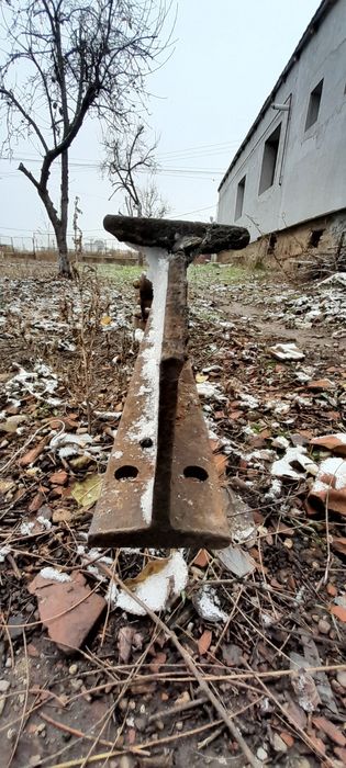 Vând grinda profil I pt palane.450ron.lungime 5500mm.
