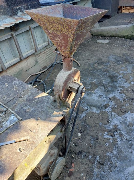 Circular cherestea,moara porumb,huroi,malai