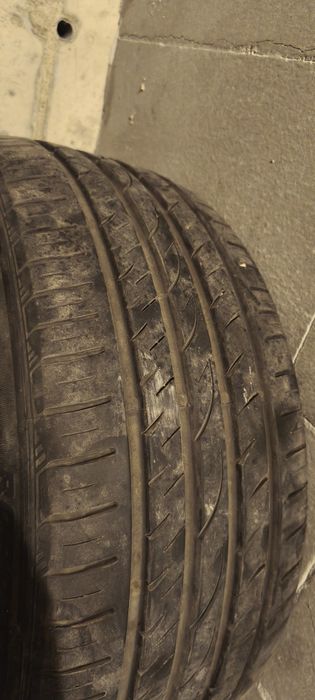 Лятна гума ROADSTONE