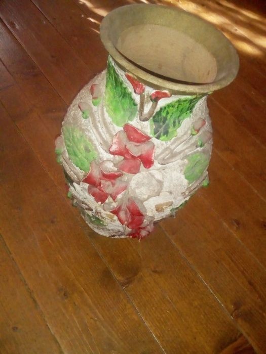 Vand vaza/canta  veche ornamentala din lut, 33/20 cm