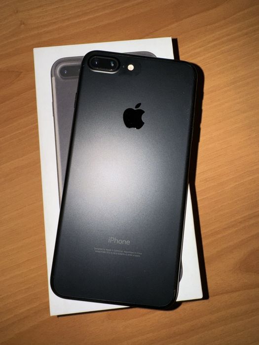 Продам IPhone 7 Plus