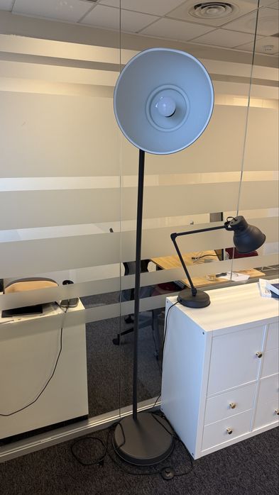 Lămpi de podea și birou, stare excelentă,