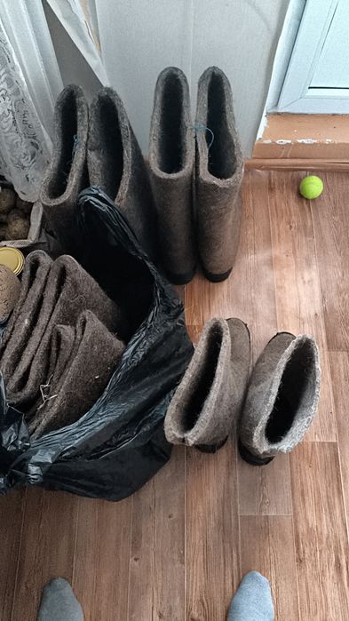 Продам валенки новые