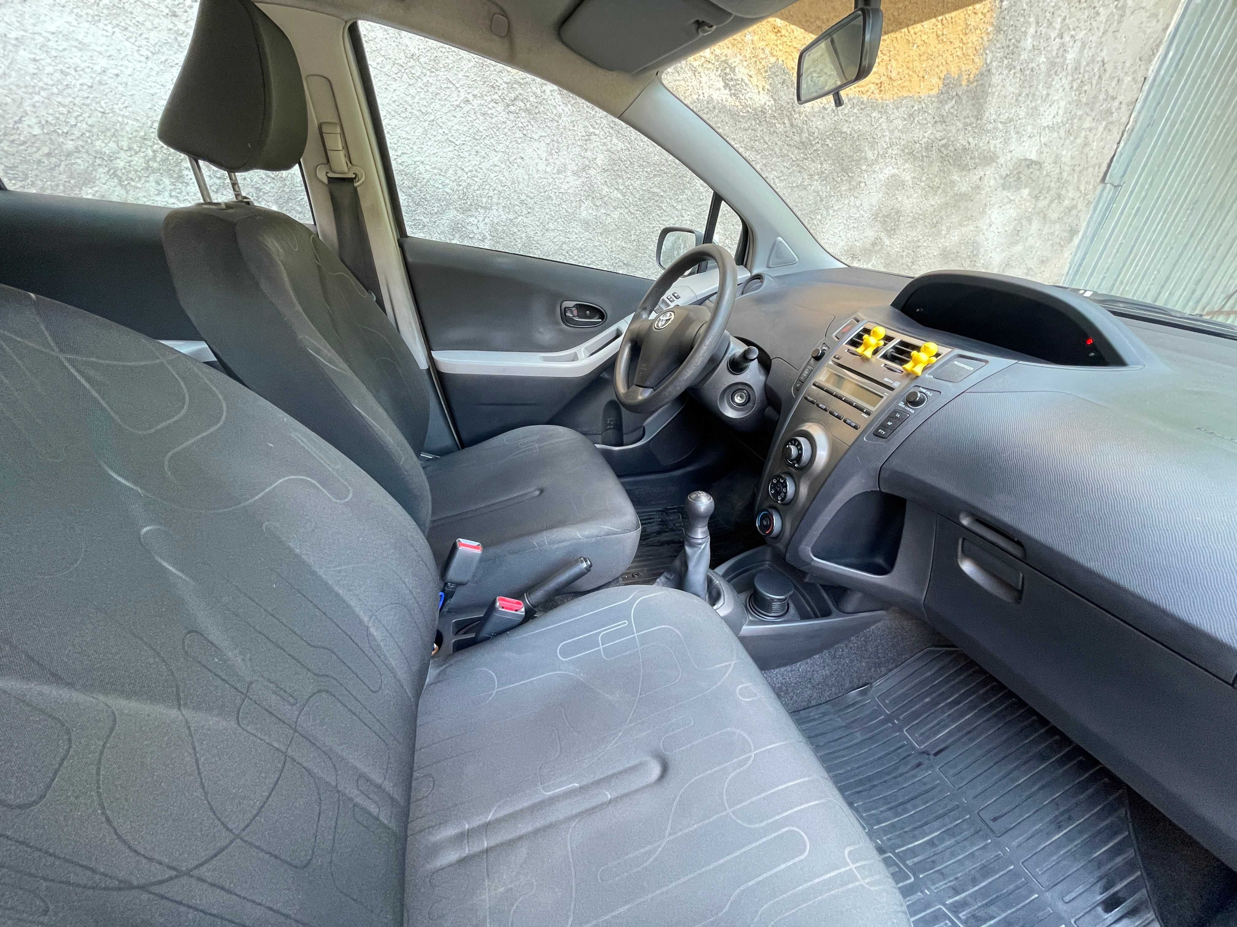 Toyota Yaris 2011