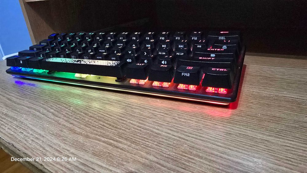Tastatura gaming mecanica Corsair K70 RGB Pro Mini Wireless