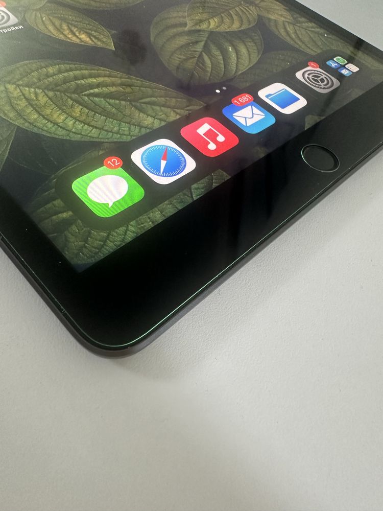 Планшет Apple iPad 8th gen 10,2'' 2020 WiFi