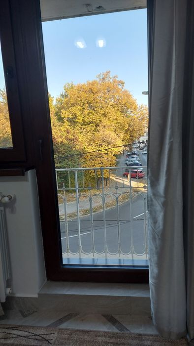 Închiriez AP. 2 camere  în centrul Brăilei , lângă teatrul M. Filotti