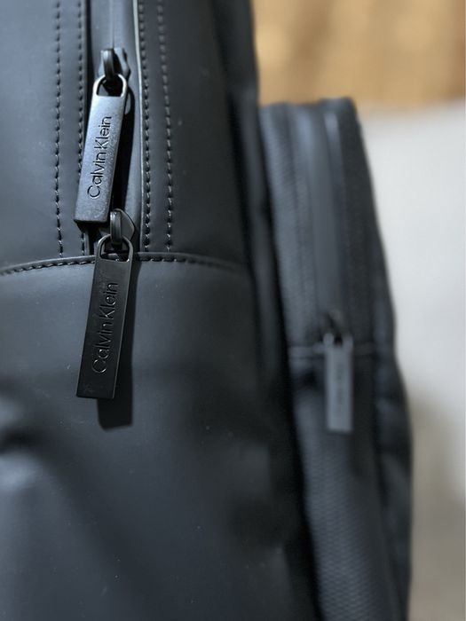 Calvin Klein рюкзак в идеальном состоянии