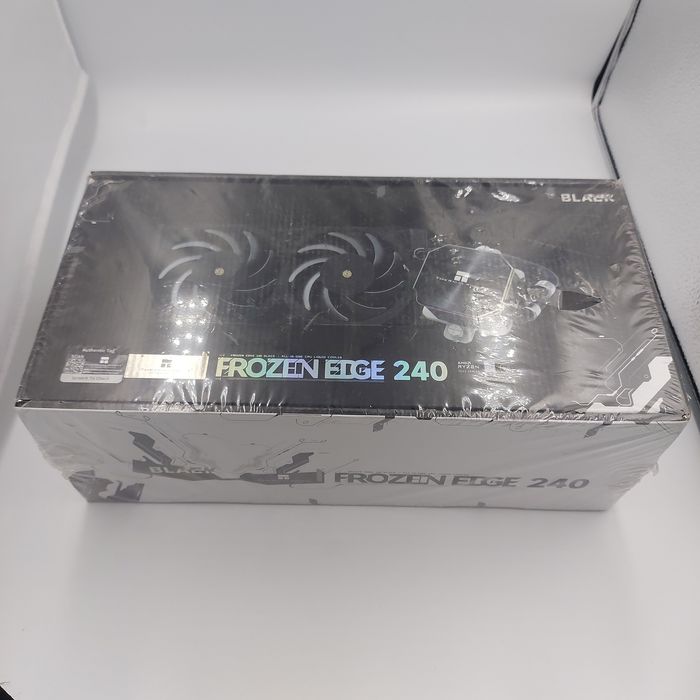 Cooler pe lichid cpu Thermalright Frozen Edge 240 sigilat Am5,1700.etc