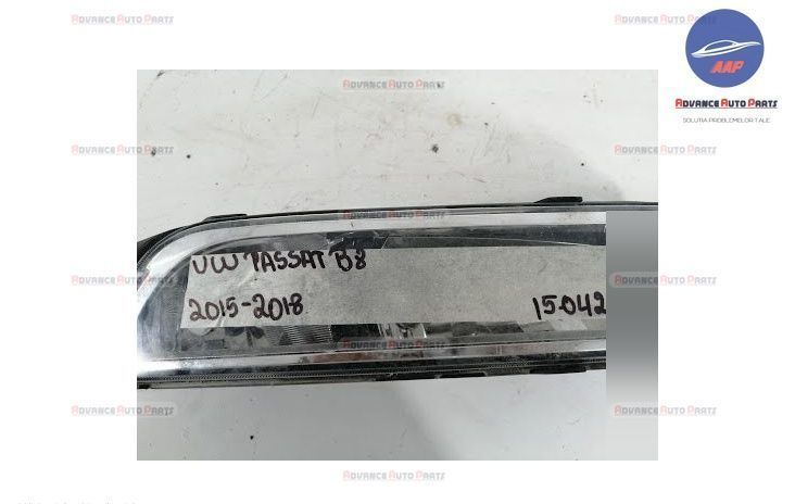 Proiector Dreapta original cu Halogen Volkswagen VW  Passat  B8 [2014