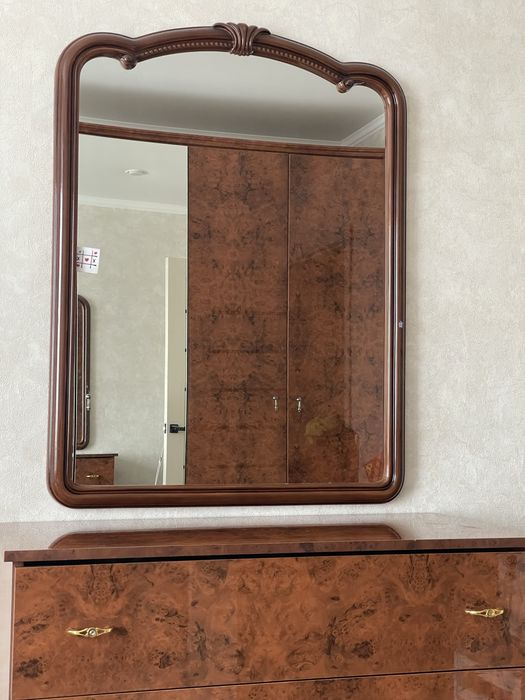 Продам  спальный гарнитур в хорошем состоянии