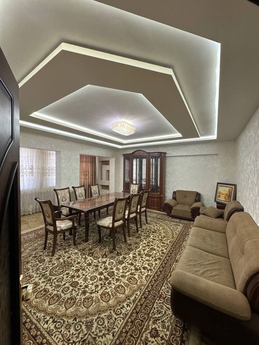 Labzakda ijaraga 3 xonali kvartira beriladi