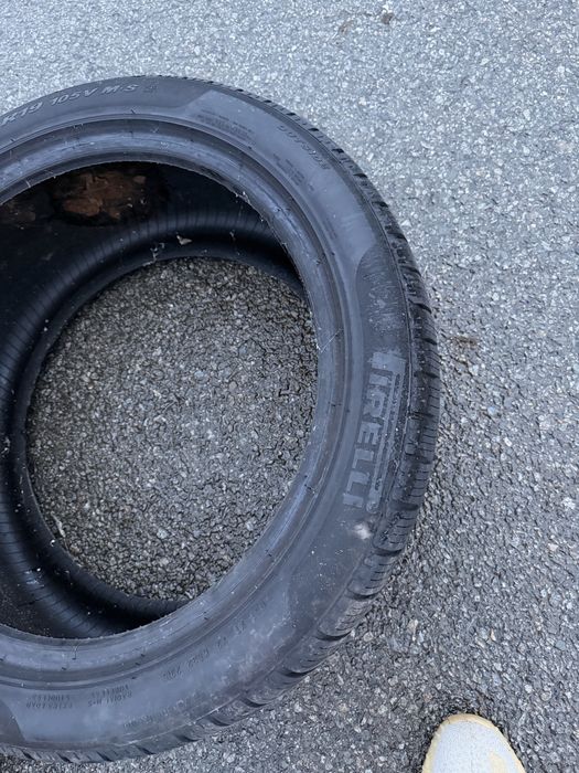 Anvelope de iarna 275/40/19 si 245/45/19