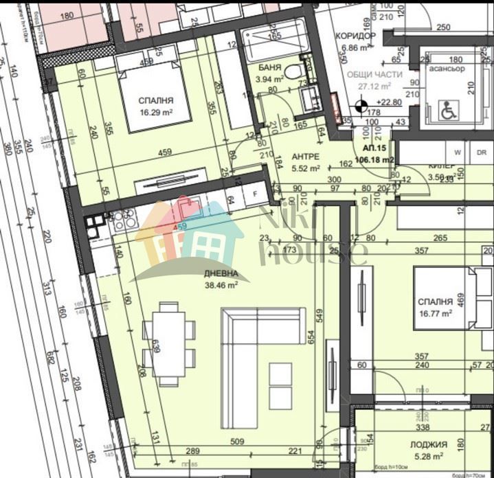 Продава се Тристаен апартамент в Варна, Възраждане 4 - 123 кв.м за 2000 €/кв.м - Снимка #2