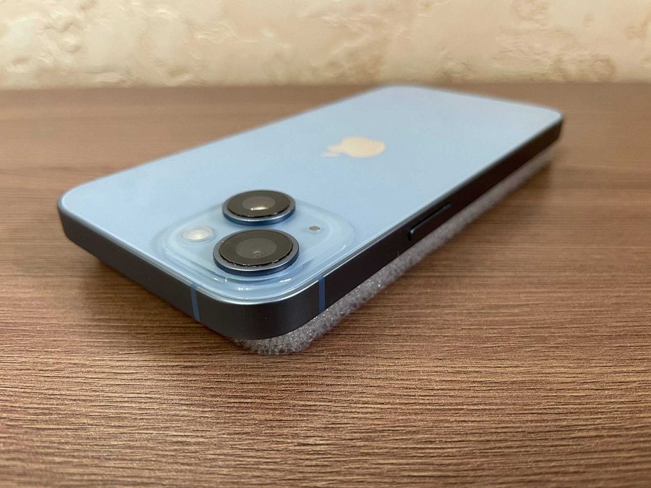 Смартфон Apple iPhone 14 128Gb