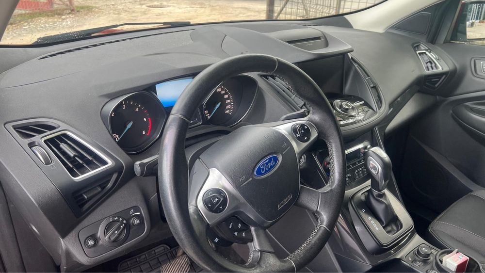 Ford kuga Titanium 2.0 180 cp automata