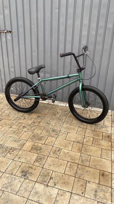 Велосипед BMX в отличном состоянии