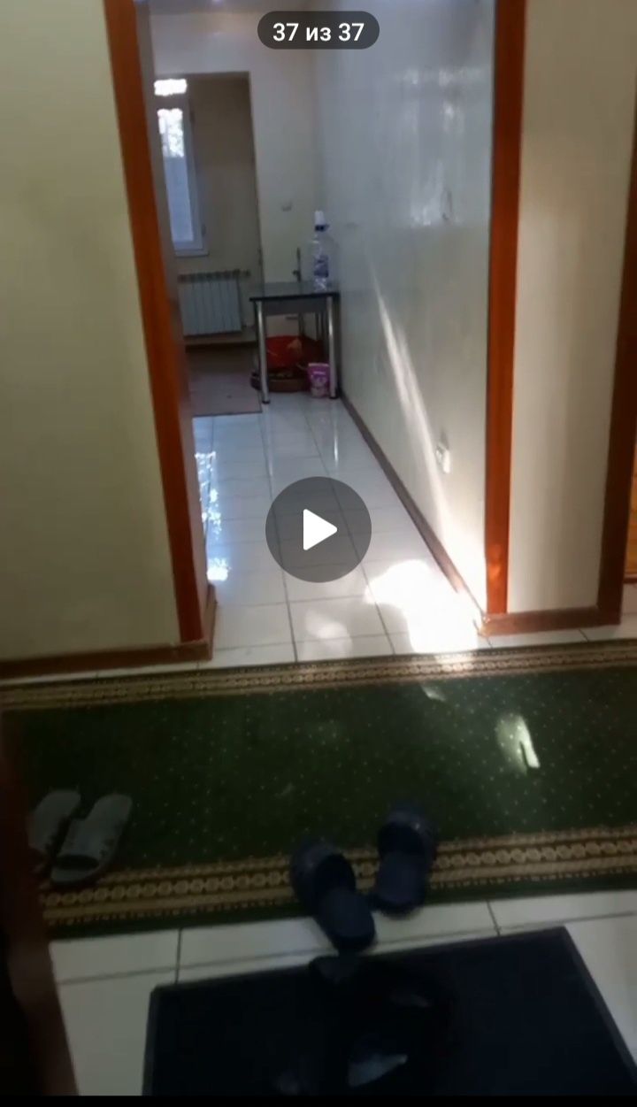 Срочно!!! Продаётся квартира в центре города..Мирабадский р-н.
