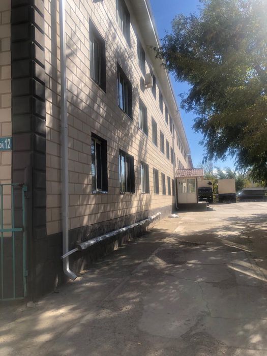 Продам 3-х этажное коммерческое здание