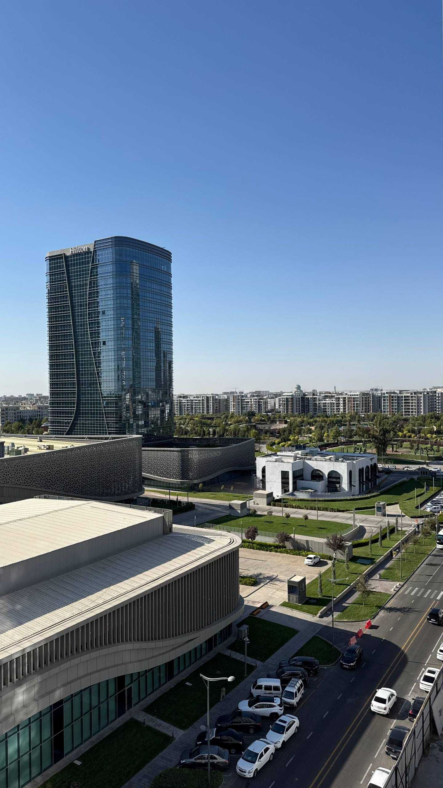 Посуточно квартира в Nest One с видом на Tashkent City Park и балконом