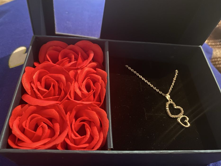 Уникално дамско колие Любов