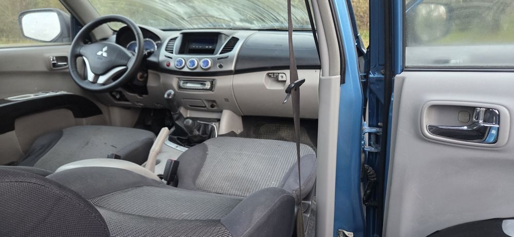 Mitsubishi L 200 climatronic