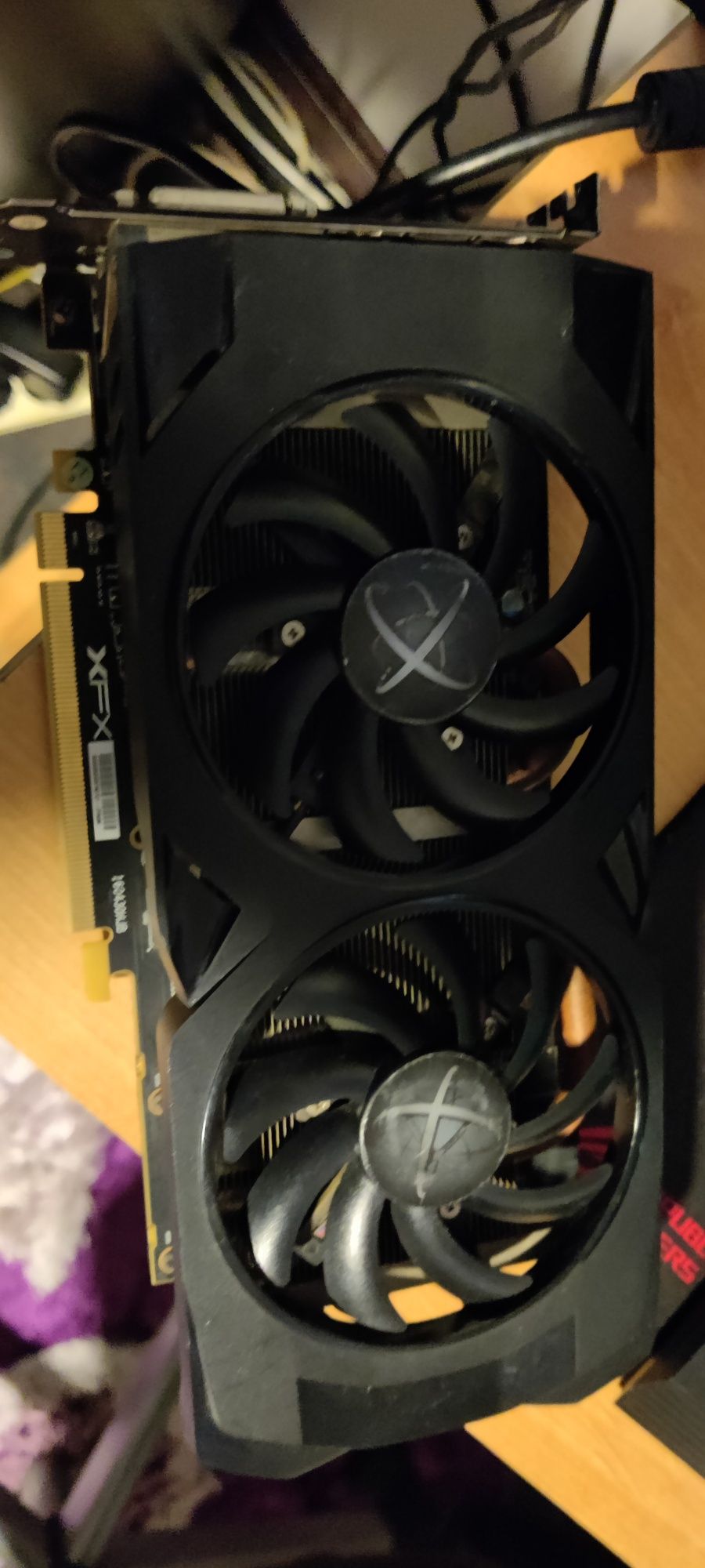 Placa video 8g defectă