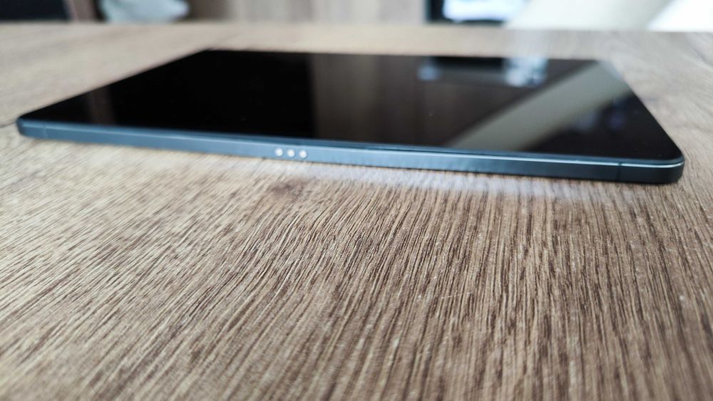 Продавам таблет XIAOMI Pad 5 11" inch 6 RAM 128 ROM