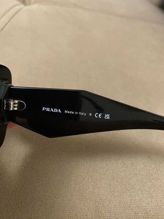 Слънчеви очила PRADA в перфектно състояние