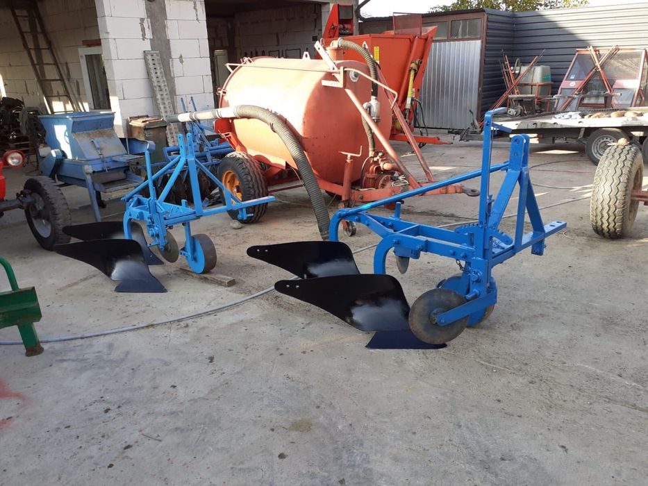 Plug cu 2 brazde disc agricol