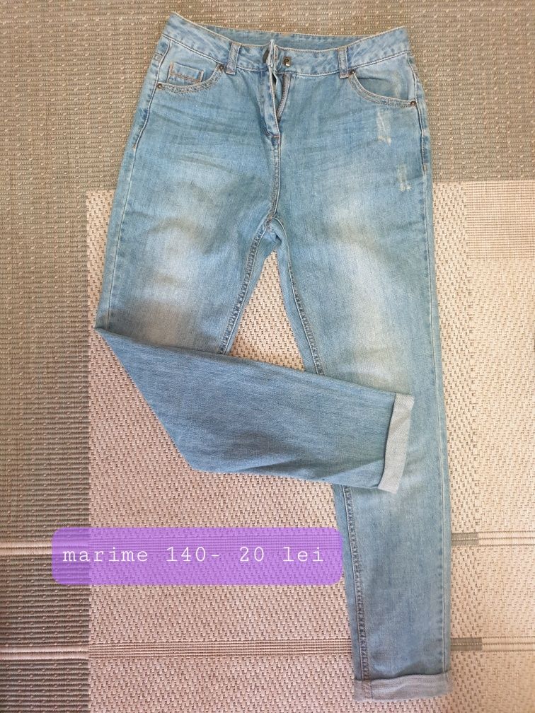 Blugi marimea 140-146-152