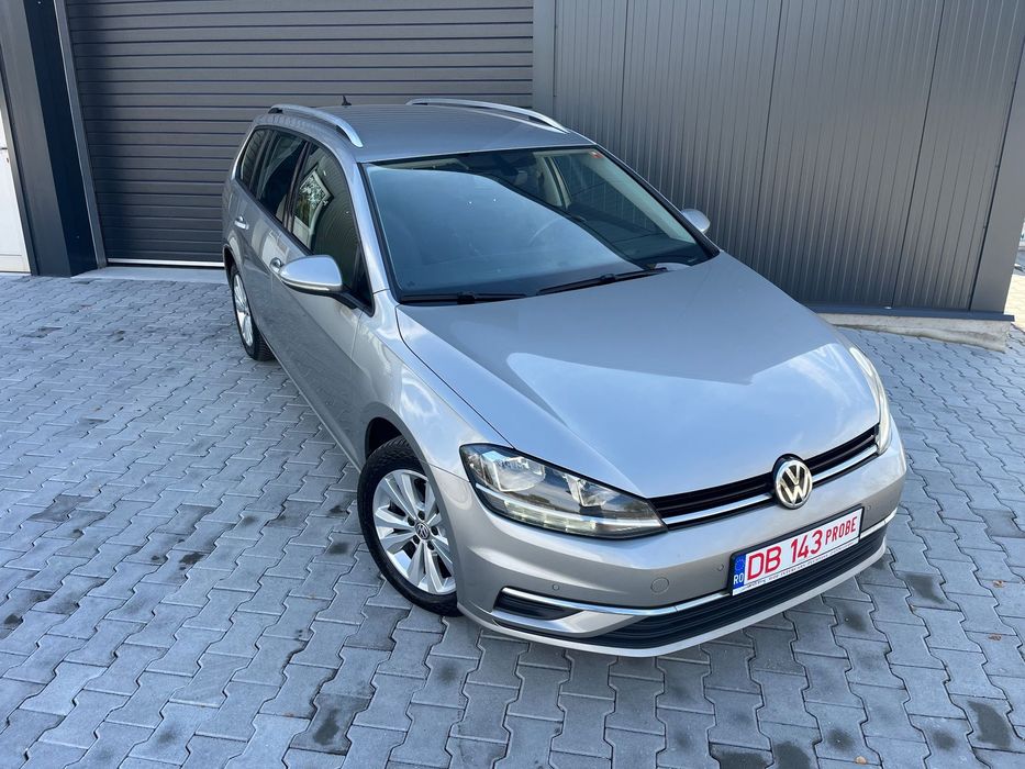 Volkswagen Golf Comfortline•1.6TDI•Euro6b•Cockpit Digital•Navi MIB2•ACC•StareExcelenta