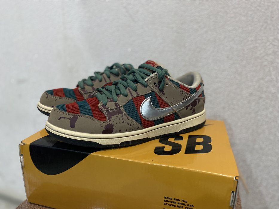 Кроссовки sb-dunk коллаборация с Фредди крюгером