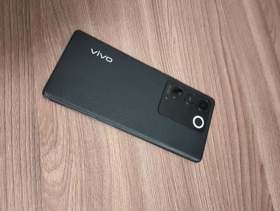 Vivo v27 5g 12/256