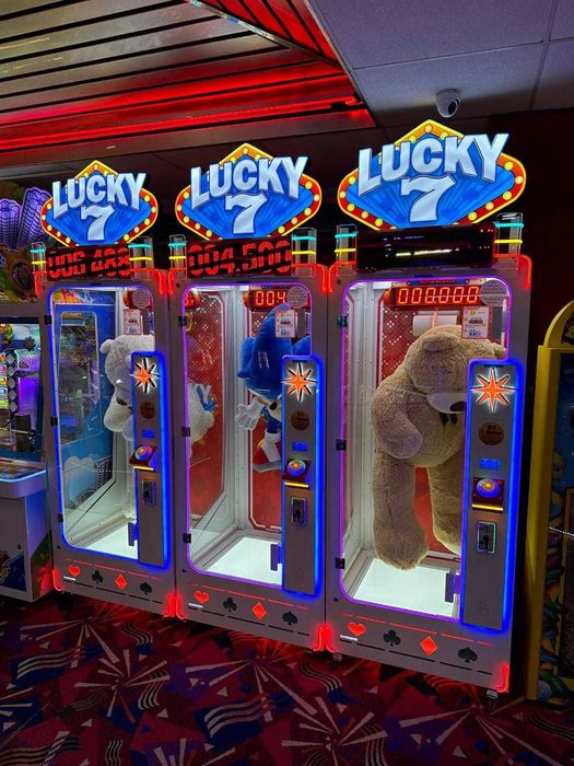 Vand jocuri distractive.Arcade ,Crane Machine