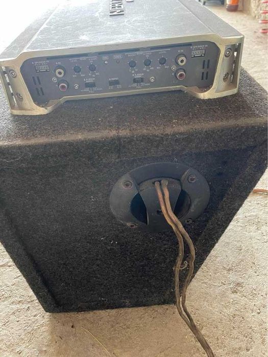 Subwoofer Pionier 1000W cu amplificator Hertz EP 4