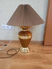 Продам рабочую настольную лампу, высота с абажуром 70 см, диаметр абаж