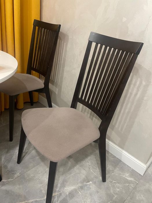 Стулья в идеальном состоянии, комплект 6 штук