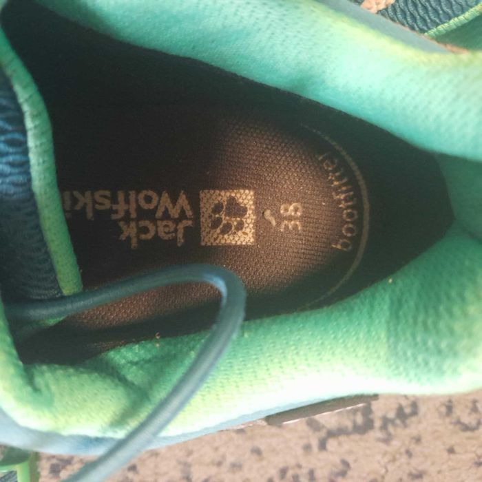 Изгодно дамски маратонки Jack Wolfskin 38-ми номер