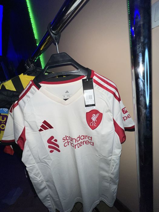 Тениски на Liverpool