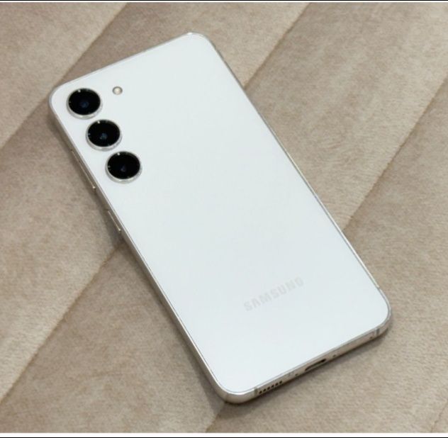 Продам Телефон Samsung S23 fe 128гб