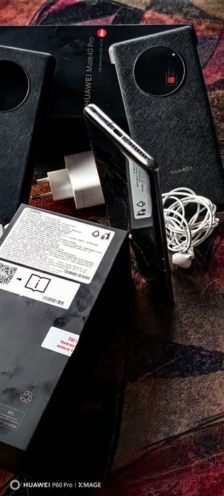 HUAWEI MATE 40 PRO 5G-ПЕРФЕКТЕН.Пълен фабричен комплект без липси.