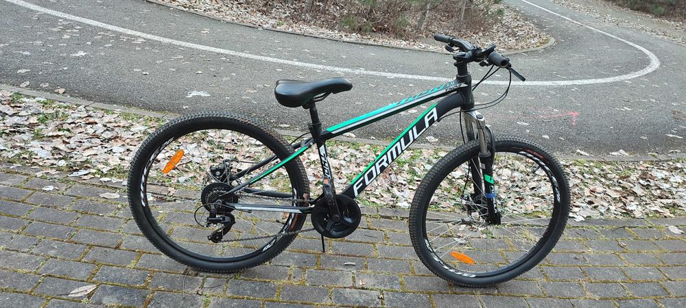 Bicicleta de vanzare. Рompa de picior cadou!