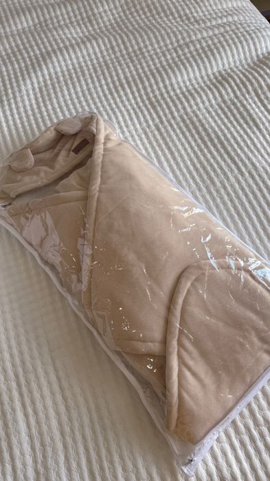 Конверт и комбинезон плюс шапачка  почти новые