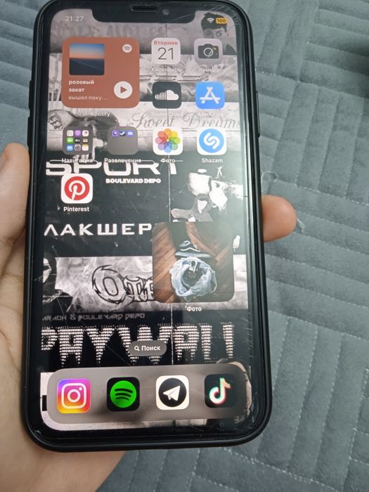 Продам Iphone Xr 64 gb