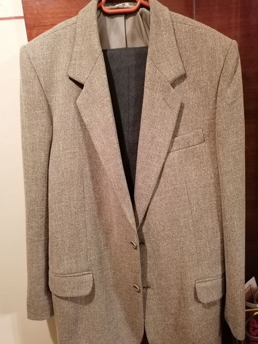 Sacou pentru bărbați (plus pantaloni)