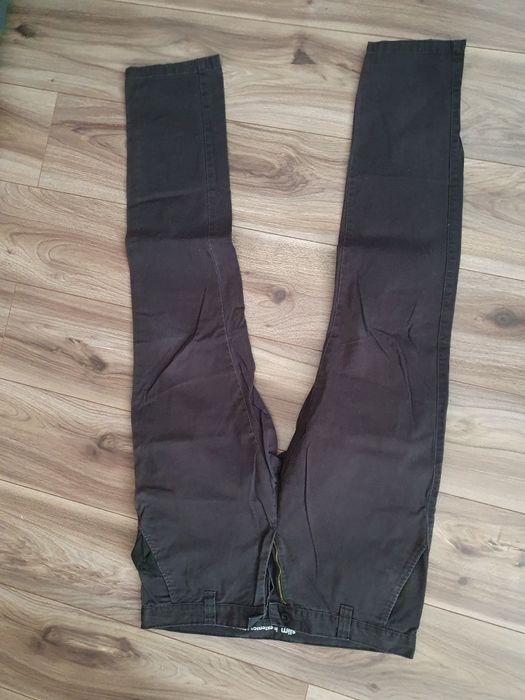 Pantaloni barbati diverse modele