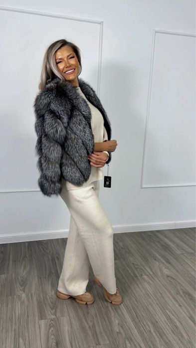 Haina de Blana Naturala de Vulpe Argintie V Model Ttansformabila Femei