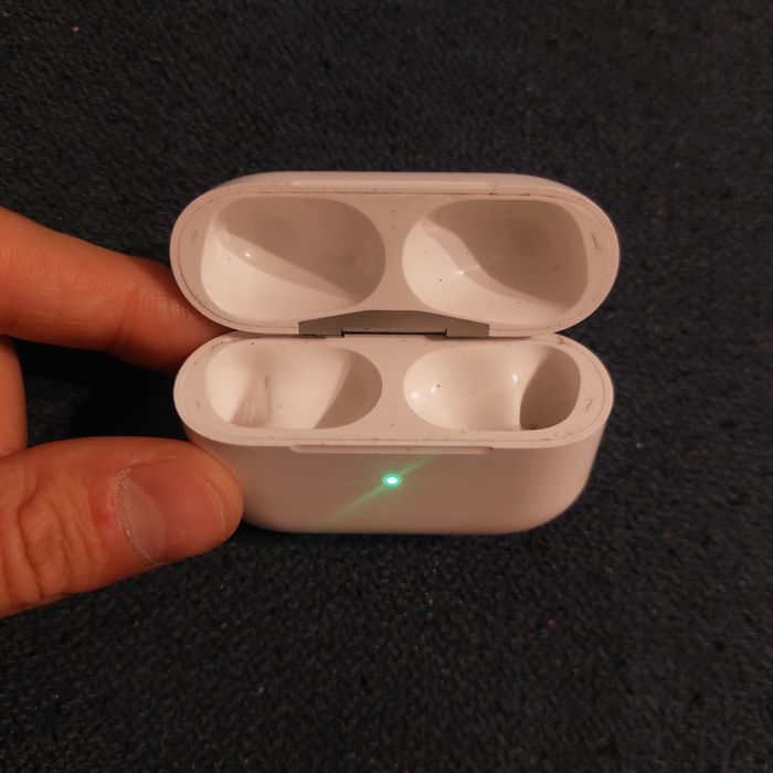 Оригинал кейс от наушников AirPods Pro 2
